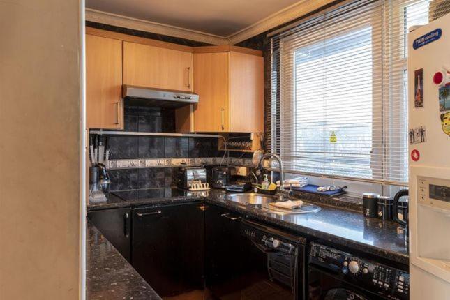 1 Bedroom Flat Close To City With Free Parking Arrangement London Eksteriør billede