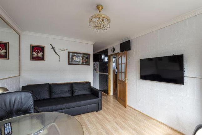 1 Bedroom Flat Close To City With Free Parking Arrangement London Eksteriør billede